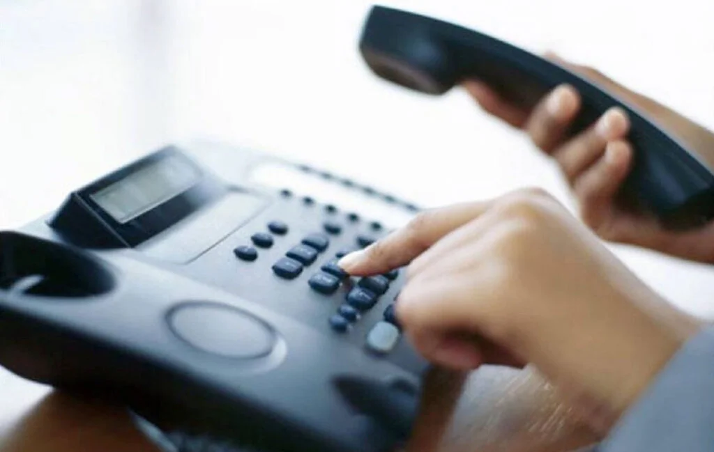 Contact Hampton Bay Customer Service: Email, Phone, and Live Chat Options
